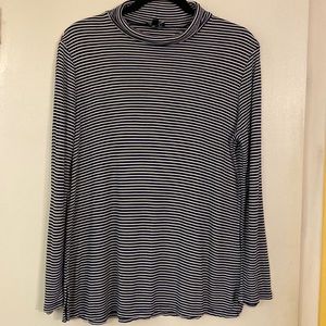 Jones New York Navy and White Turtle Neck Top Sz XL
